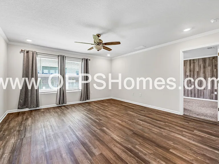 413 Scarborough St — Photo 7