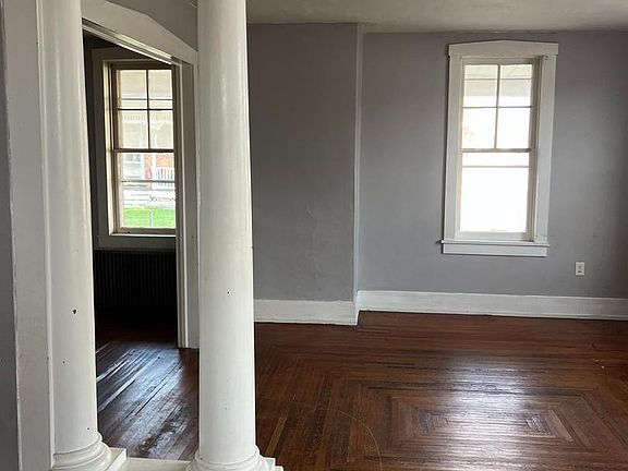 5th image of 16 W Main St