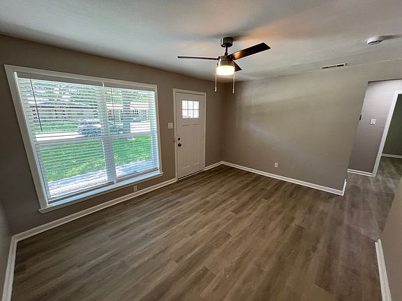 4th image of 3435 Caracas Dr