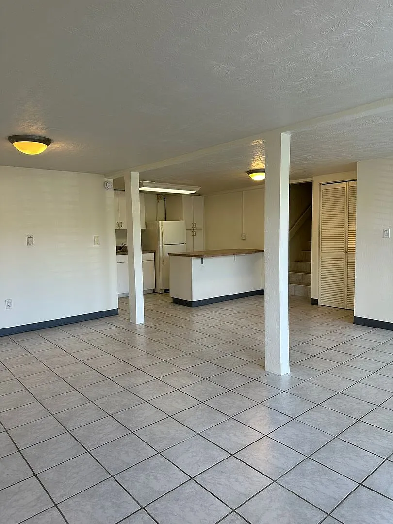 Furnished Ground-Level 1BD/1BA with Tandem Parking Steps from UH Mnoa (Unit #B) — Photo 3
