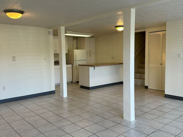 2011 & 2033 Oahu Ave