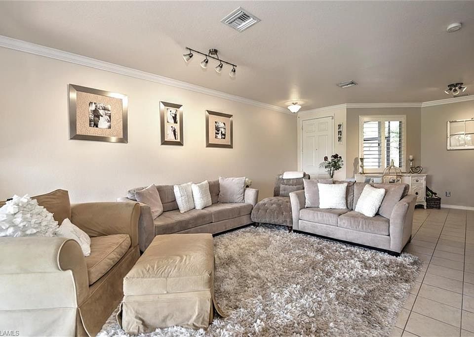 1st image of 2416 Laurentina Ln