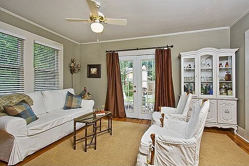 Rear Den