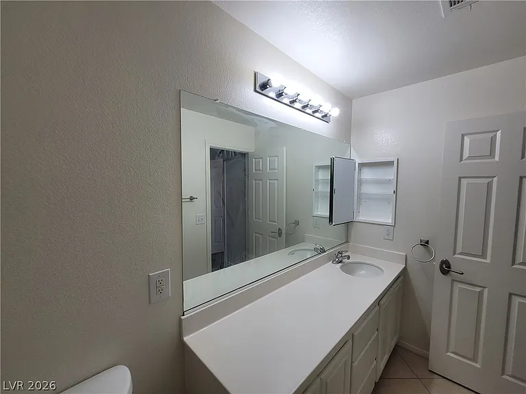 10799 Flame Vine Ct — Photo 45