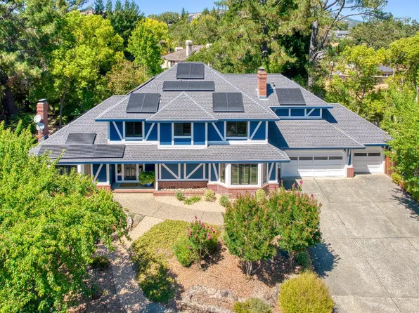 8 Racquet Court, Novato, CA 94947