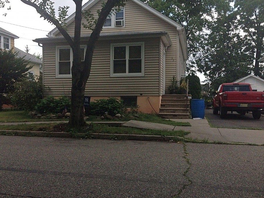 2nd image of 33 Lambert Ave