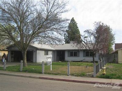 301 E Mulberry Ave, Porterville, CA, 93257