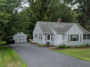 3346 E Snow Rd, Berrien Springs, MI 49103