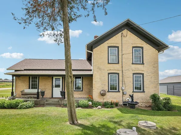 6065 South Oak ROAD, West Bend, WI 53095