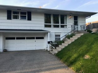 4516 Valley View Rd, Edina, MN 55424