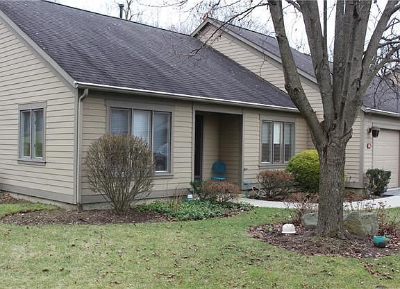 2nd image of 801 Heritage Hls Unit A