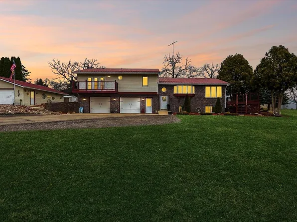 3636 West Rockport Road, Janesville, WI 53548