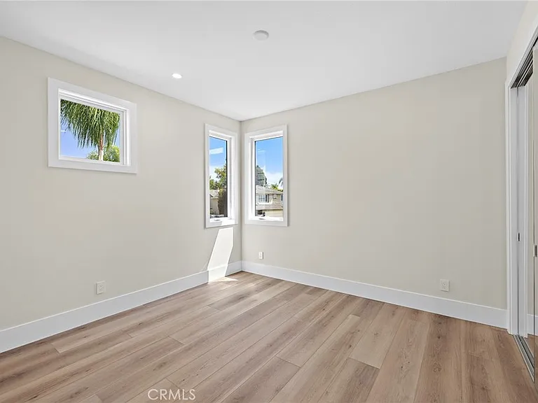 22661 Sweetmeadow — Photo 39
