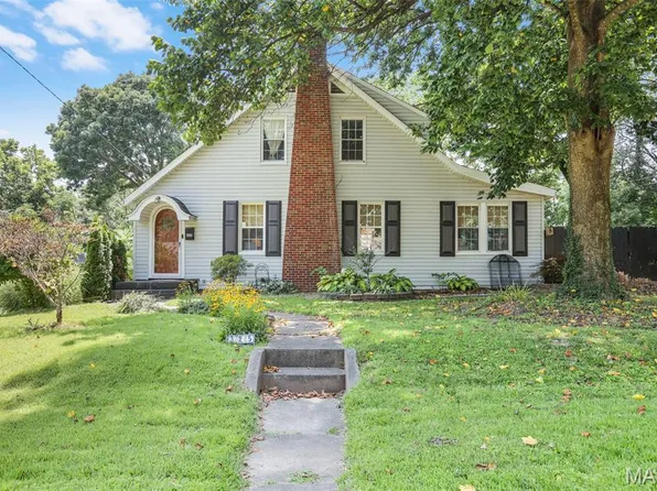 325 Sumner Blvd, Collinsville, IL 62234