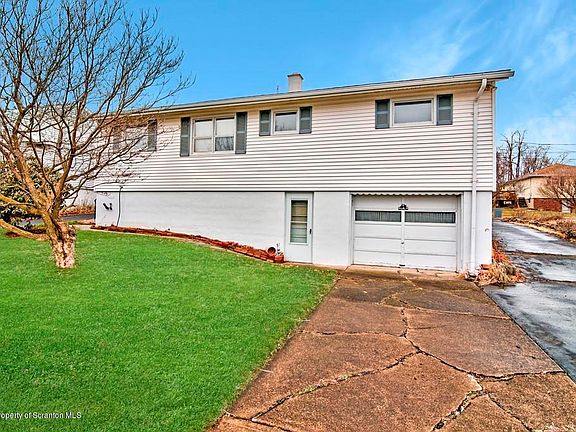 2nd image of 308 Schrader St