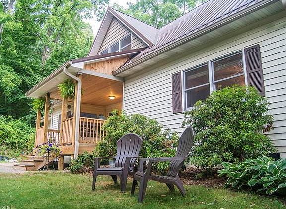 2nd image of 376 Lenwood Dr