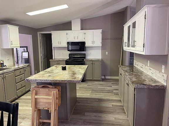 Kitchen 3