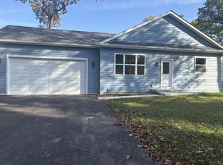 W1036 Marigold Rd, Genoa City, WI 53128