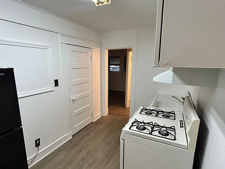4100 Ritchie Hwy #D — Photo 5