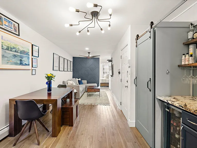 421 Adams St #2R — Photo 6