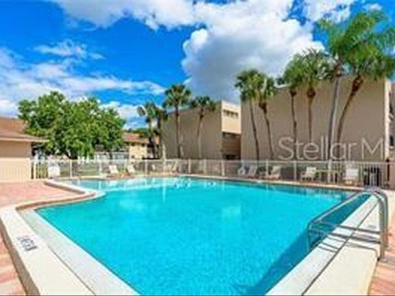 4th image of 2662 Woodgate Ln