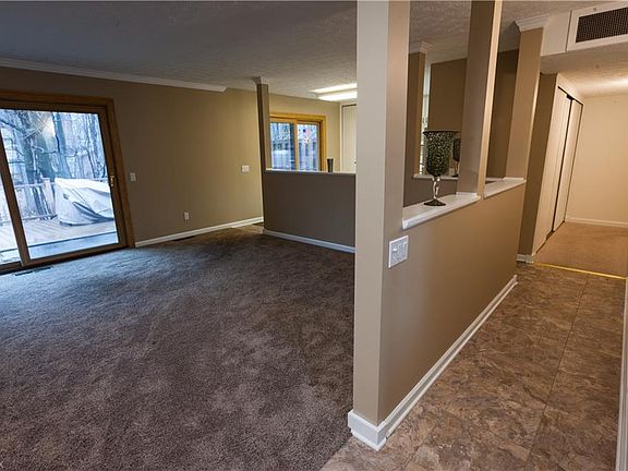 5th image of 18254 Glencreek Ln