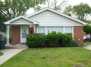 8660 Frontage Rd, Morton Grove, IL 60053