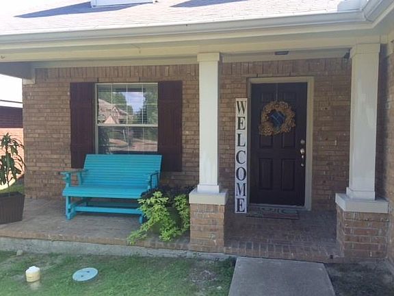 4th image of 4025 Shady Meadow Ln