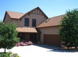 785 Aster St, Los Alamos, NM 87547