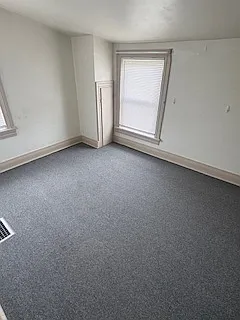 212 S Oxford Ave — Photo 10