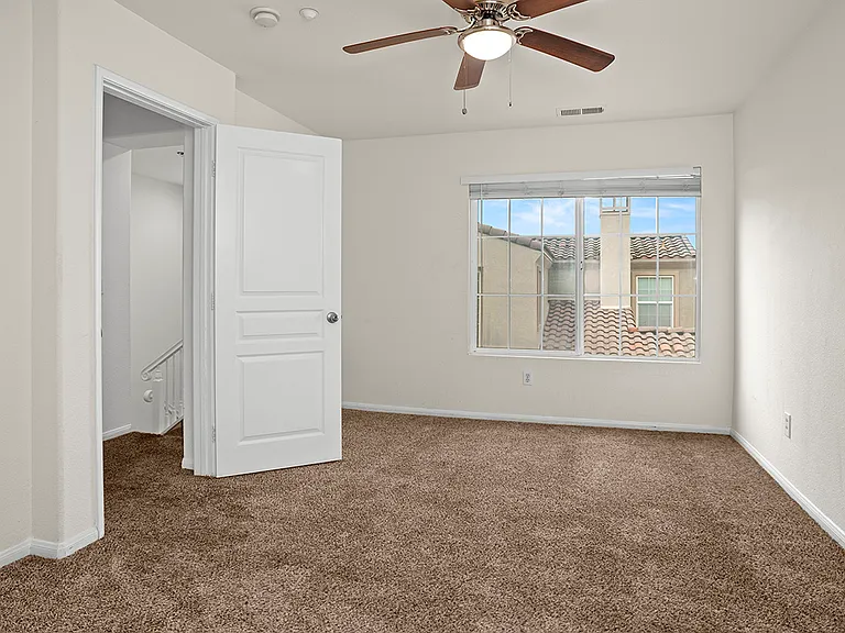 644 Hatfield Dr — Photo 20