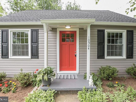3rd image of 10904 Devin Pl