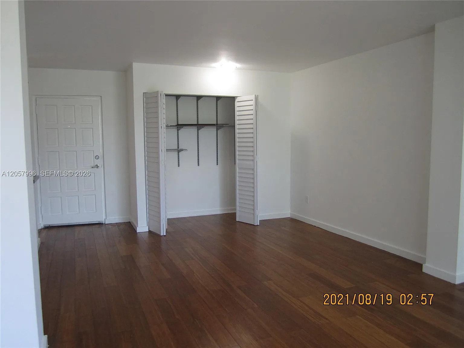 Nirvana Condo No One Cond — Photo 4