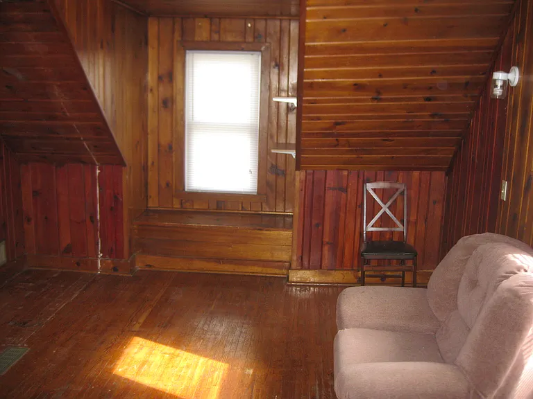 45 Hazel St — Photo 29