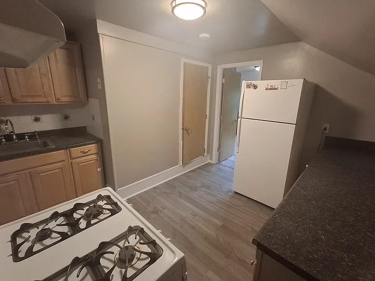 258 Van Nostrand Ave #2 — Photo 6