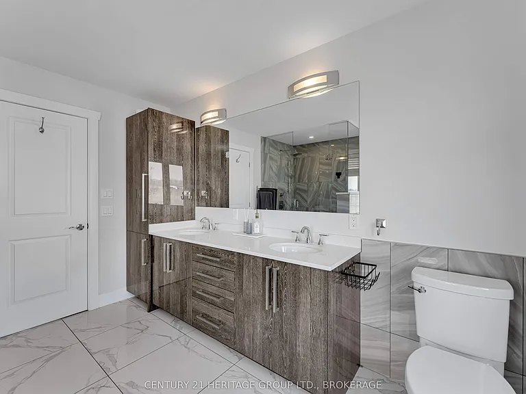 90 Aragon Rd — Photo 32