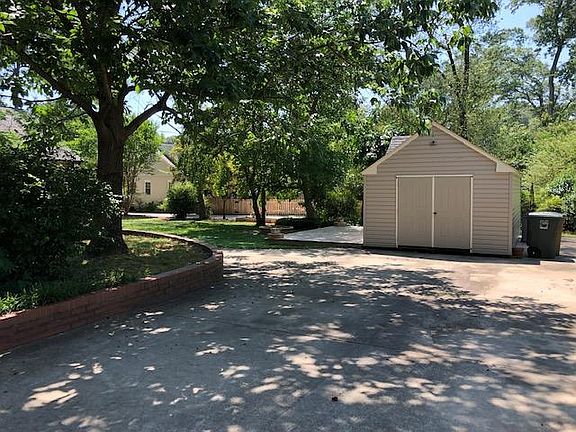 4th image of 1500 W Lake Dr