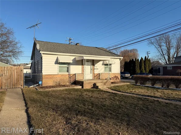 27304 Delton St, Madison Heights, MI 48071