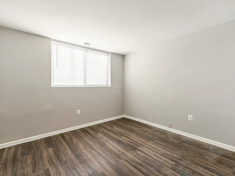 10724 W West Dr #204 — Photo 12