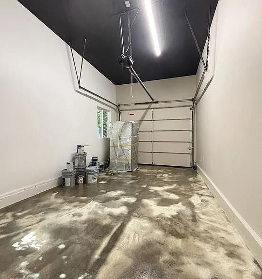 713 Devirian Pl — Photo 13