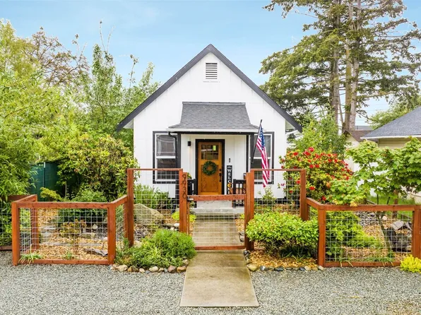 9930 272nd Street NW, Stanwood, WA 98292