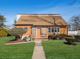 467 Carlls Path FLOOR 1, Deer Park, NY 11729