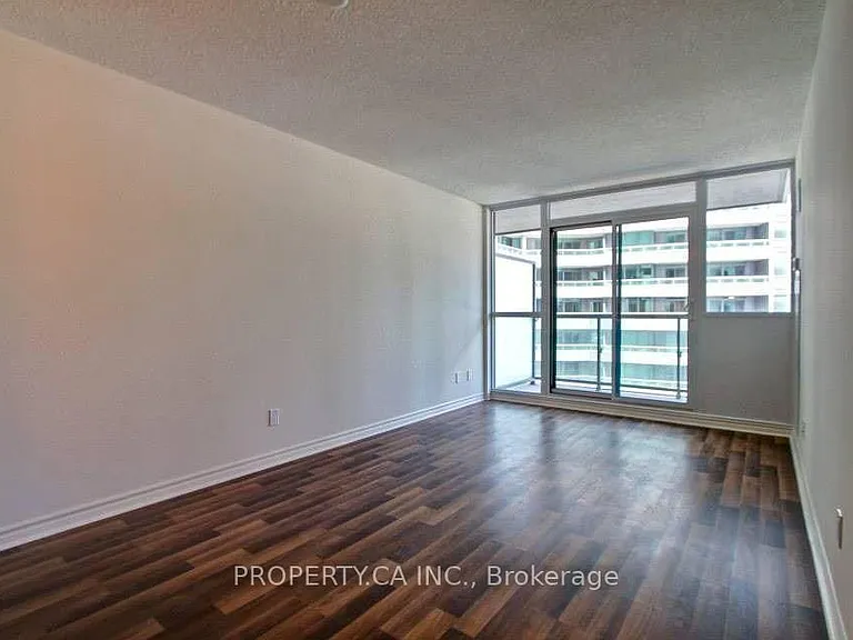 25 Lower Simcoe St #803 — Photo 22