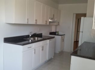 28 Gilchrest Rd, Great Neck, NY 11021