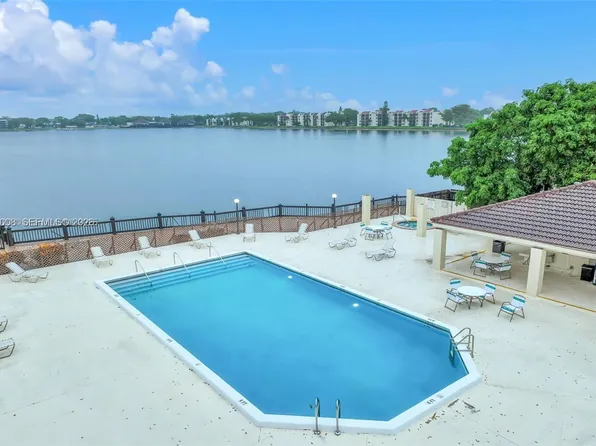 110 Lake Emerald Dr APT 404, Fort Lauderdale, FL 33309