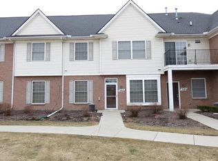 3163 Kneeland Cir, Howell, MI 48843