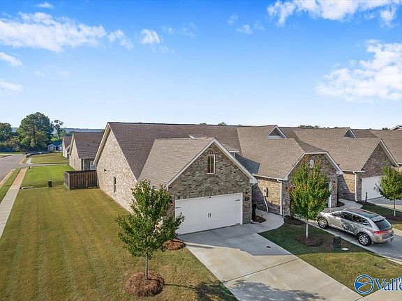 3rd image of 3153 Lea Ln SE