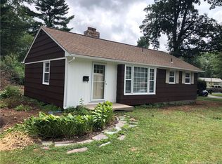 13 Daniel Blvd, Bloomfield, CT 06002