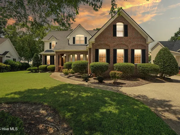 111 Yeopim Circle, Hertford, NC 27944