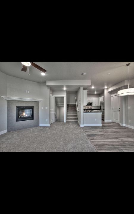 1st image of 2608 Kansas Dr #H